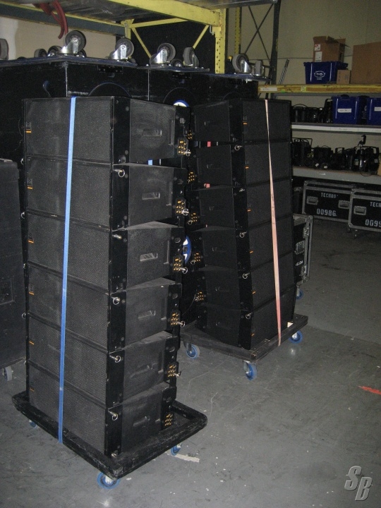 Listing - MARTIN AUDIO W8LM COMPACT LINE ARRAY - Detail - SPEAKERS/LINE