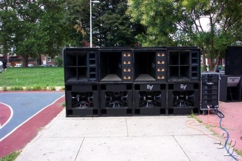 Listing - EV MTH4 TOPS - Detail - SPEAKERS/SUBWOOFER - SoundBroker.com