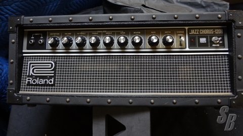 Listing - ROLAND JC-120H - Detail - AMPLIFIER-GUITAR - SoundBroker.com