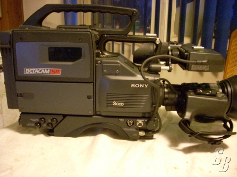 Listing - SONY DXC 537A CAMERA PACKAGE W TRIPOD - Detail - VIDEO: CAMERAS -  SoundBroker.com